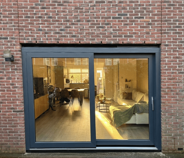 2-delige-kunststof-schuifpui-grijs