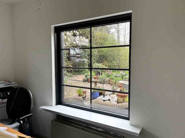 Kunststof-kozijn-met-roeden