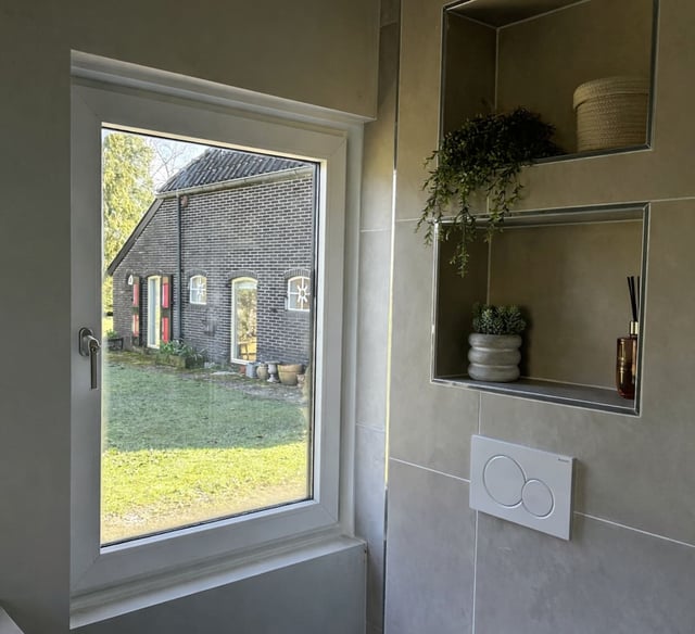 kunststof-kozijn-badkamer