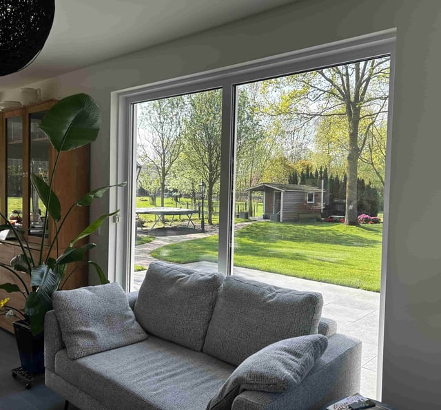 kunststof-kozijnen-woonkamer