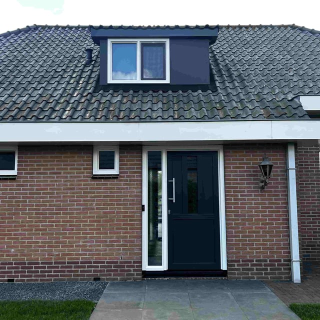 kunststof-voordeur-dakkapel