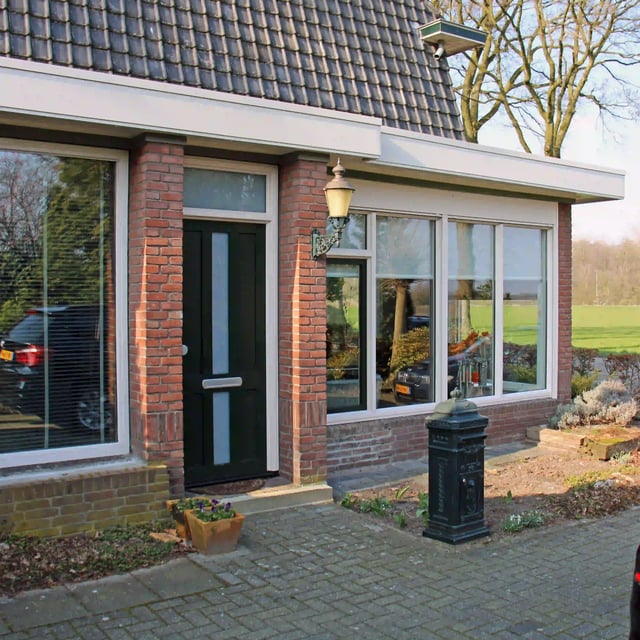 tevreden-klant-kunststof-kozijnen-vierkant-2