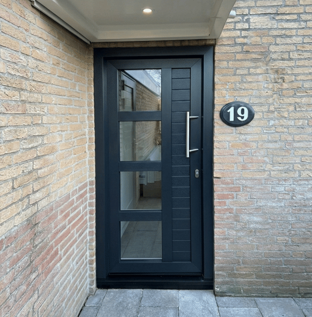 kunststof-voordeur-zwart-19