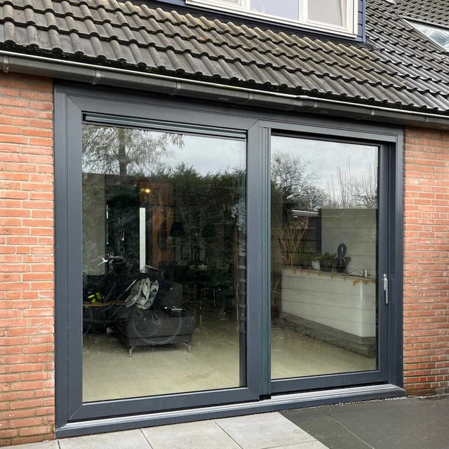 2delige-kunststof-schuifpui-zijkant