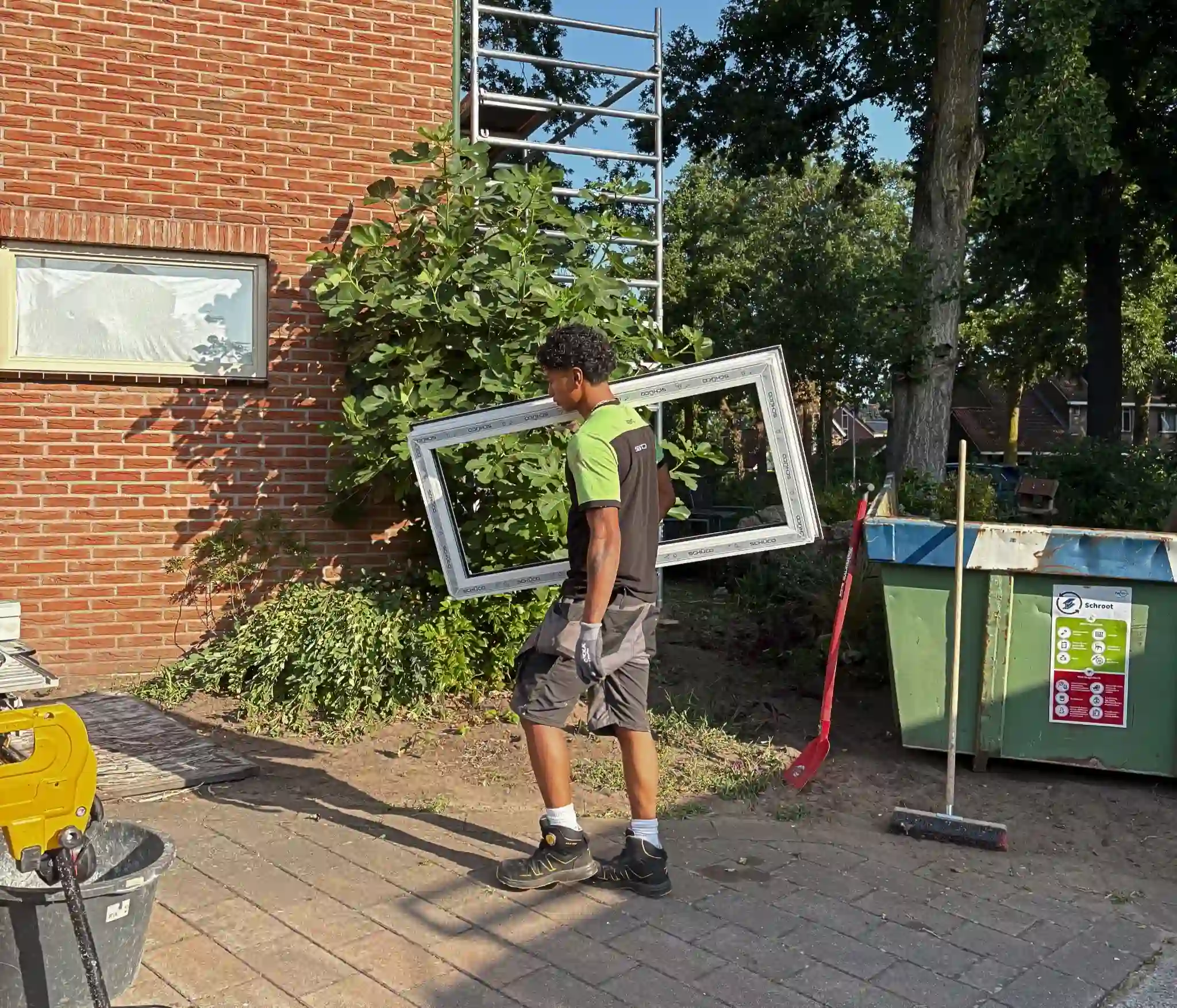 monteur-tilt-kunststof-kozijn